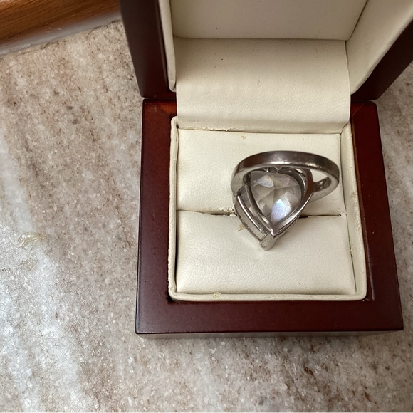 Fashion, jewelry, large heart-shaped ring - Picture 3 of 10